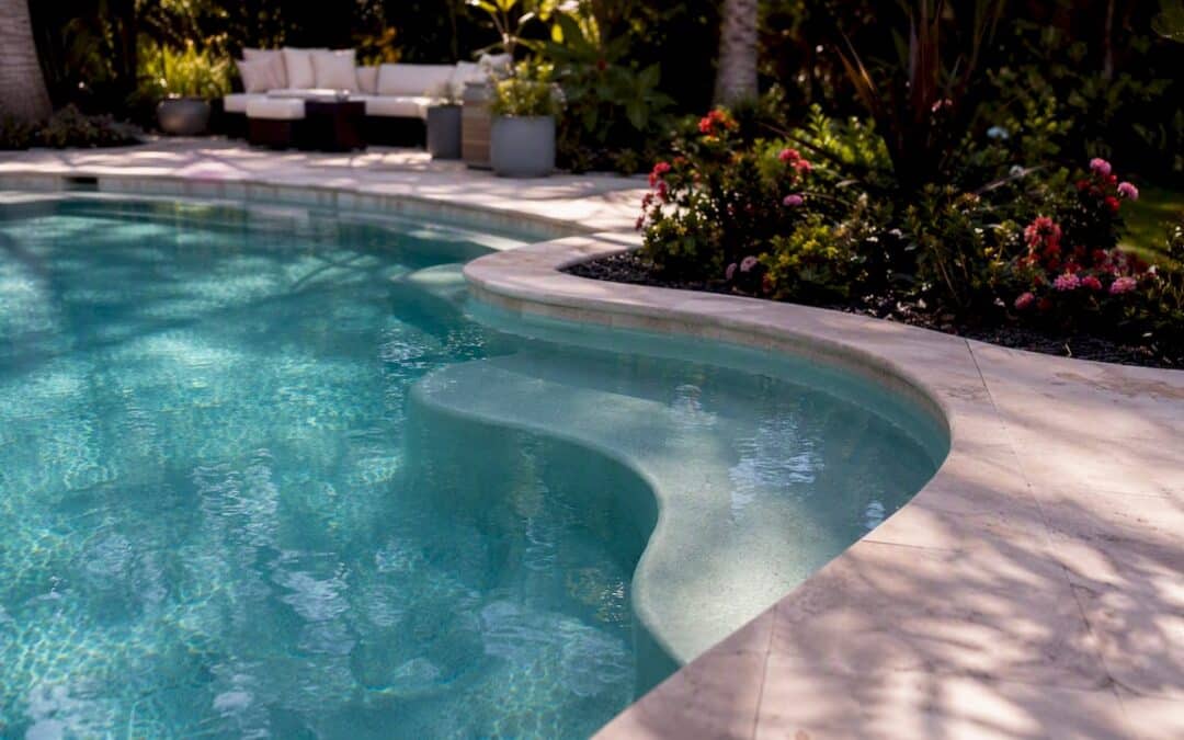 Pool Bench Seating Options: Best Choices for Homeowners